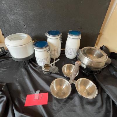 Vintage kitchen items