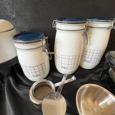 Vintage kitchen items