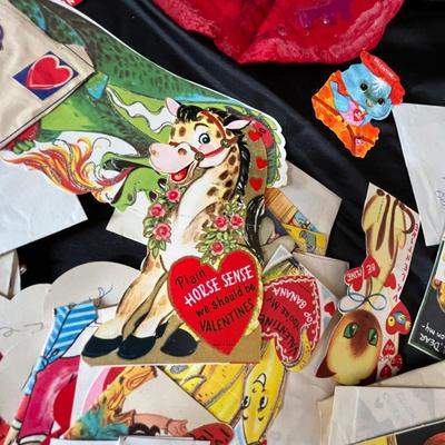 Large lot of Valentine's cards
