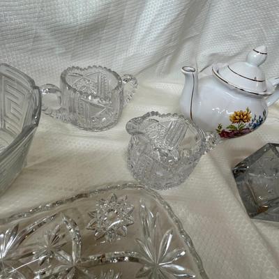 Large lot of vintage crystal