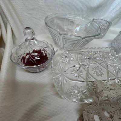 Large lot of vintage crystal