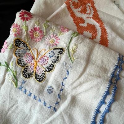 Lot of linens