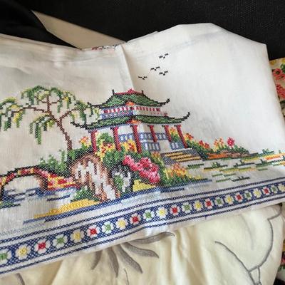 Lot of linens