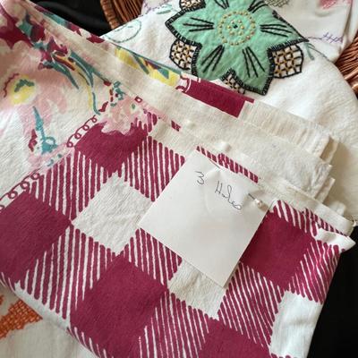 Lot of linens