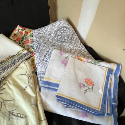 Lot of linens