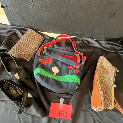 Vintage fashion accessories