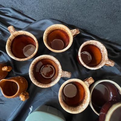 Hull mugs, and other