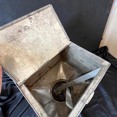 Hoosier Flour Tin