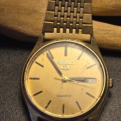 Men's Gold Day/Date Seiko Watch