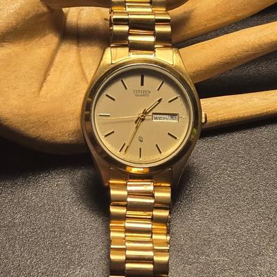 Men's Gold CITIZEN Watch