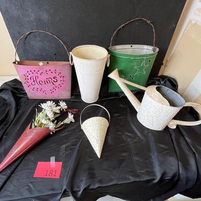 Metal ware decor