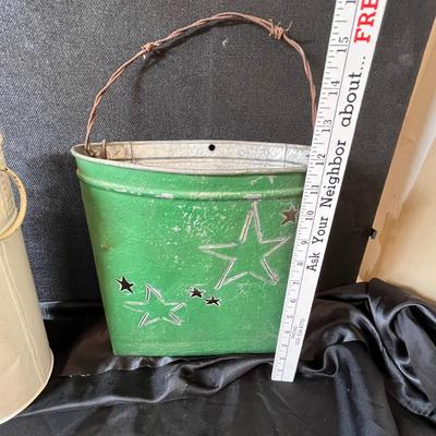 Metal ware decor