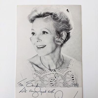Anna Lee signed photo