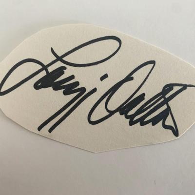 Laini Dalton signature cut