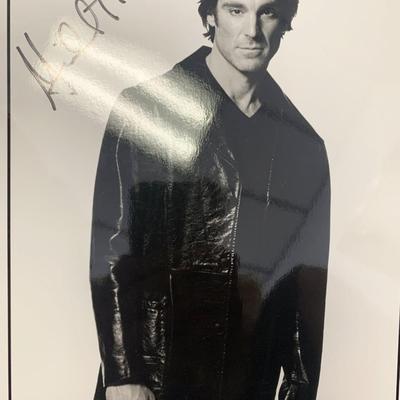The Pretender Michael T. Weiss signed photo