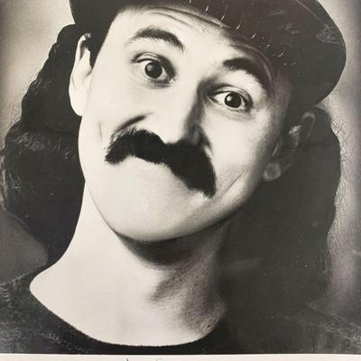 Comedian Gallagher signed photo