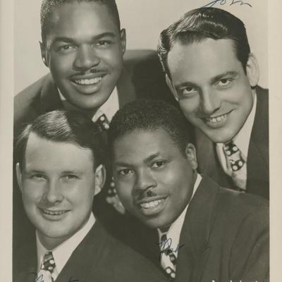 The Mariners signed photo