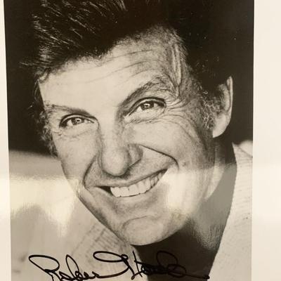 Robert Stack signed photo