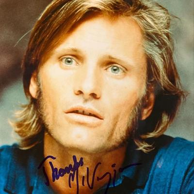 Viggo Mortensen SIgned Photo