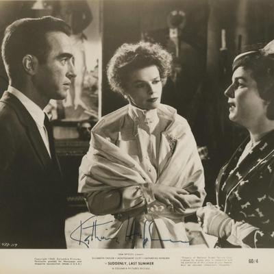 Katharine Hepburn signed "Suddenly, Last Summer" movie photo. GFA Authenticated