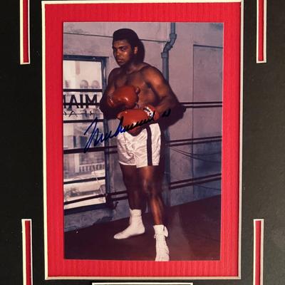 Muhammad Ali signed photo