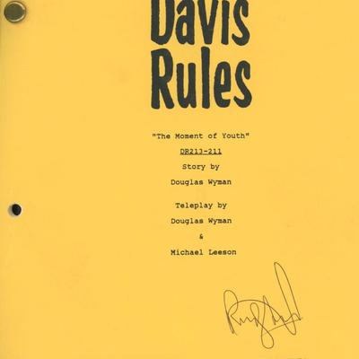 Davis Rules Randy Quaid  signed script