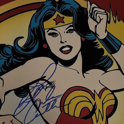 Wonder Woman Lynda Carter signed photo