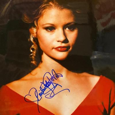 Emilie de Ravin Signed Photo
