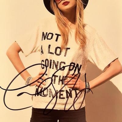 Taylor Swift signed photo