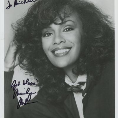 Marilyn McCoo "Solid Gold"  signed photo