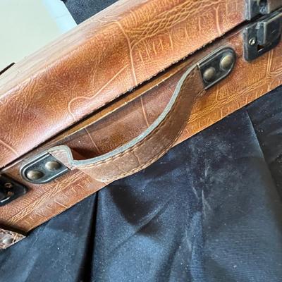 Wood artist cases