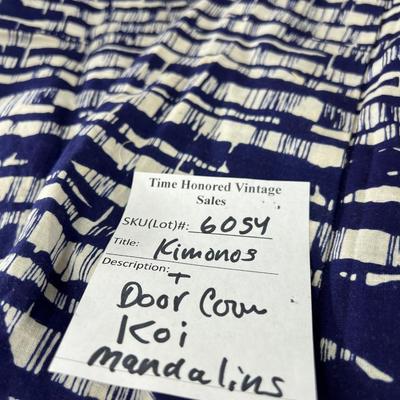 Vintage robe Kimonos, Japanese cooking tools spiralizers