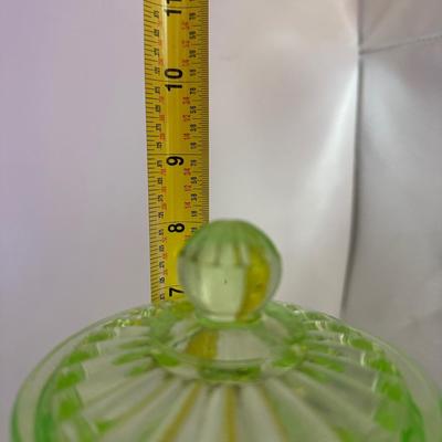 ANCHOR HOCKING Uranium Jars w/ Lids (2)