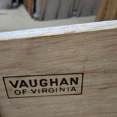 VAUGHAN Furniture Small Desk