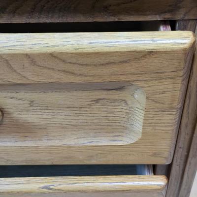 VAUGHAN Furniture Small Desk