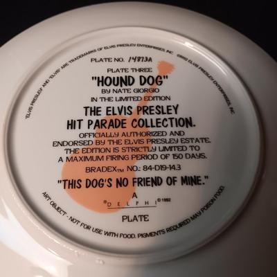 1 MUSICAL AND 2 COLLECTOR'S PLATES