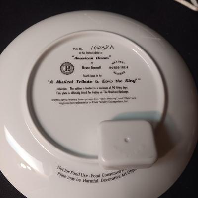 2 ELVIS COLLECTOR'S PLATES, 1 IS MUSICAL