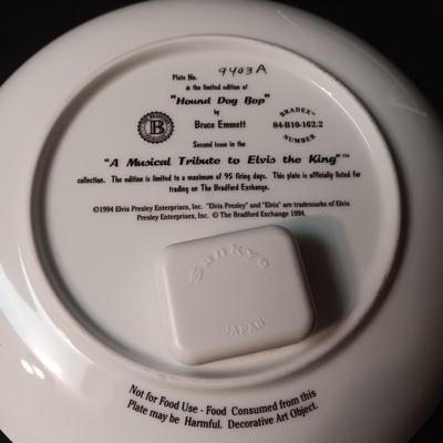 MUSICAL ELVIS COLLECTOR'S PLATE