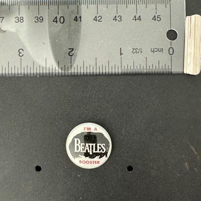 I'm a Beatles booster pin