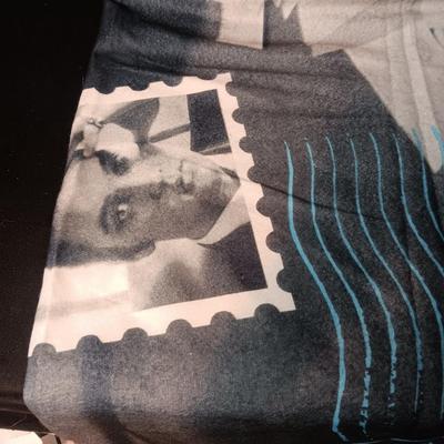 ELVIS PRESLEY THROW BLANKET
