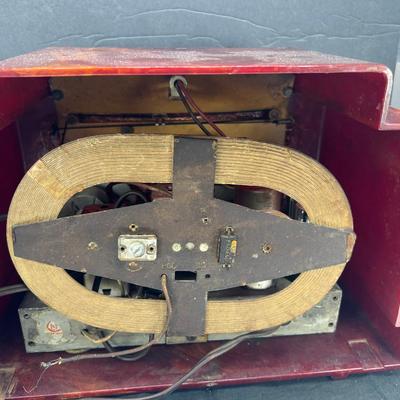 Addison Model 5D Red & Butterscotch Marbled Catalin 'Courthouse' Tube Radio