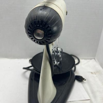 1930s SUNBEAM Mixmaster Mixer Model 5 Bakelite Handle 10 Speed