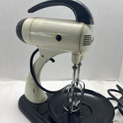 1930s SUNBEAM Mixmaster Mixer Model 5 Bakelite Handle 10 Speed