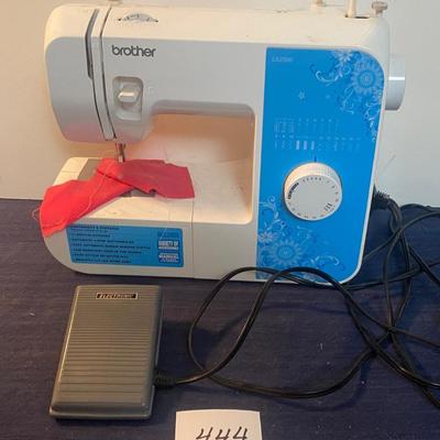 Brother Model LX2500 Sewing Machine
