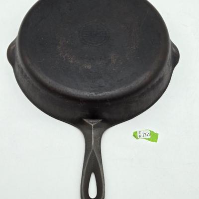 Griswold cast Iron Skillet