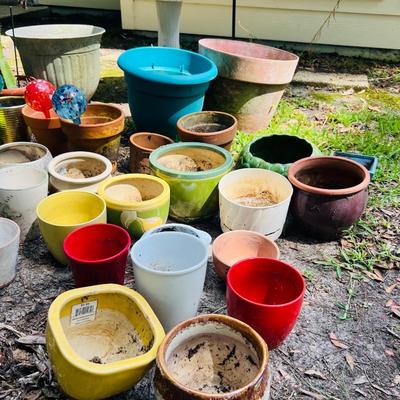 Yard Lot ~ 35+ Pieces