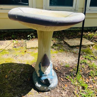 Yard Lot ~ 35+ Pieces