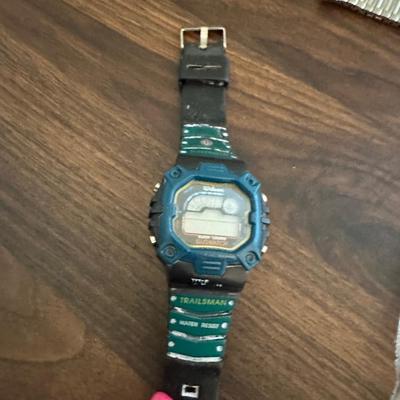 Vintage men’s and women’s watches