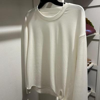 FULL Closet Ladies Small