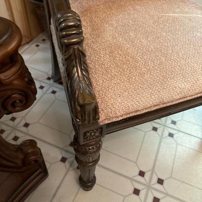 Rachlin Chair